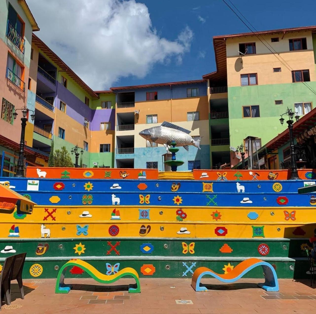 Ferienwohnung Apartamento Plazoleta De Colores Guatapé Exterior foto