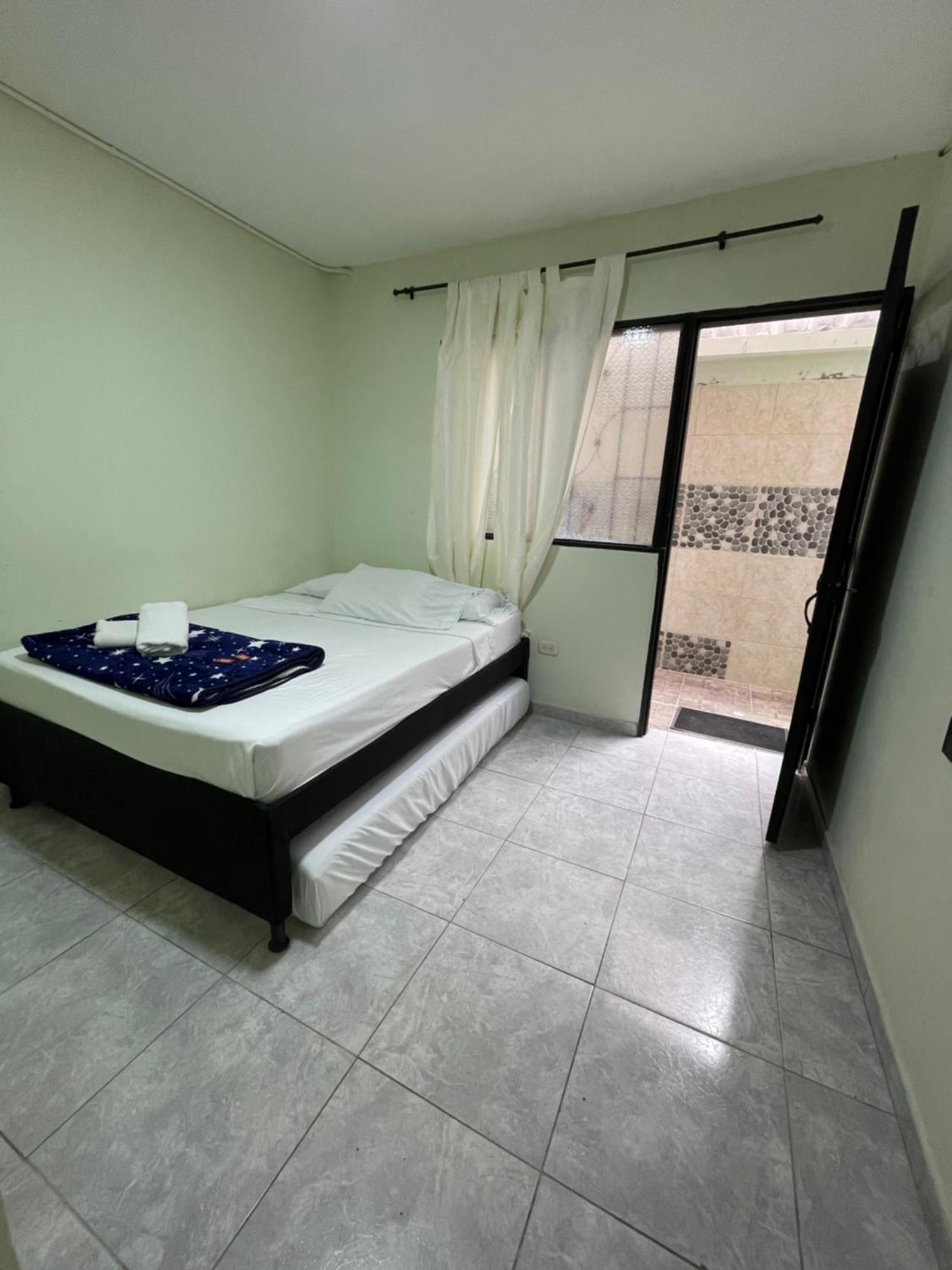 Ferienwohnung Apartamento Plazoleta De Colores Guatapé Exterior foto