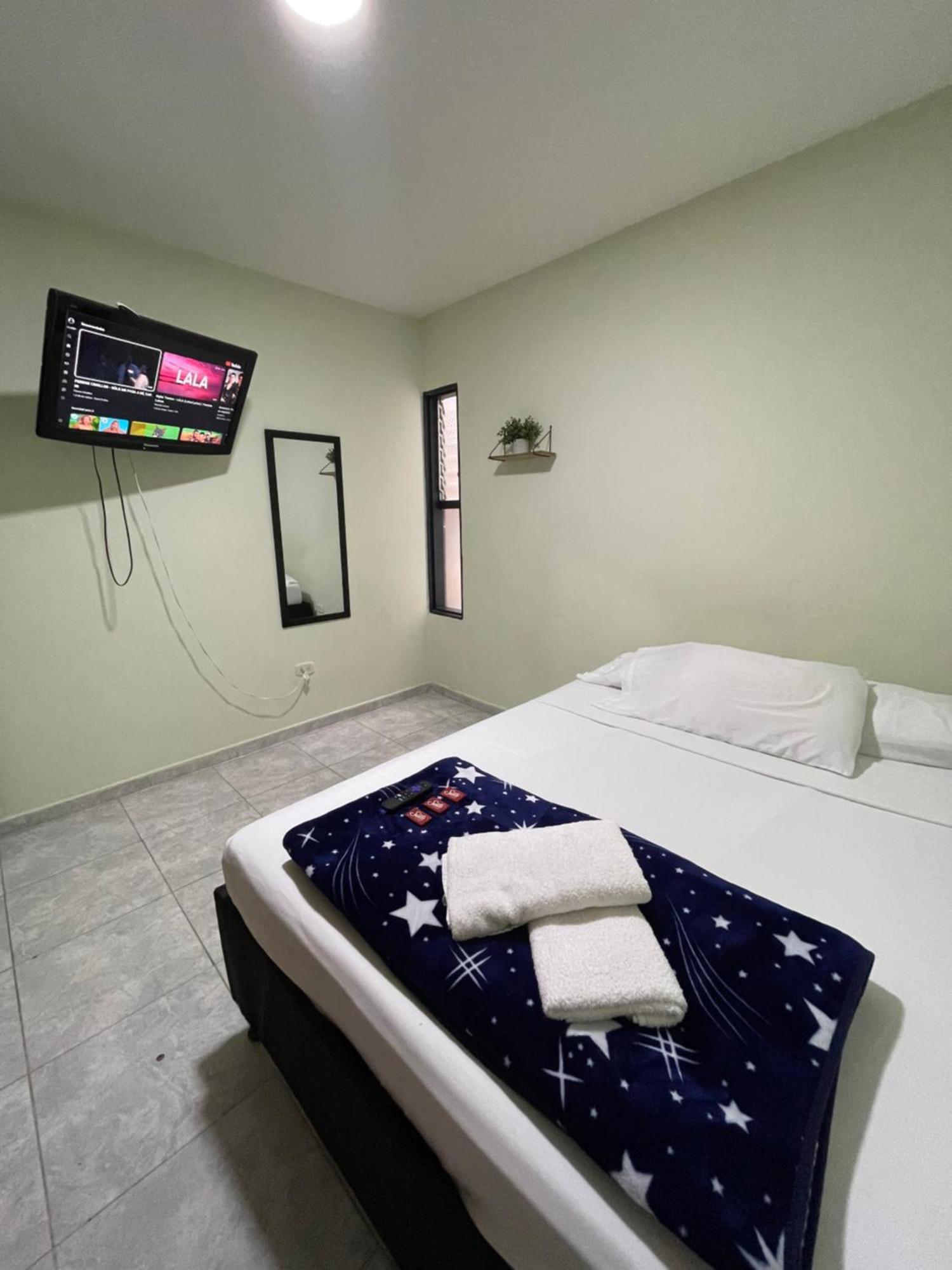 Ferienwohnung Apartamento Plazoleta De Colores Guatapé Exterior foto